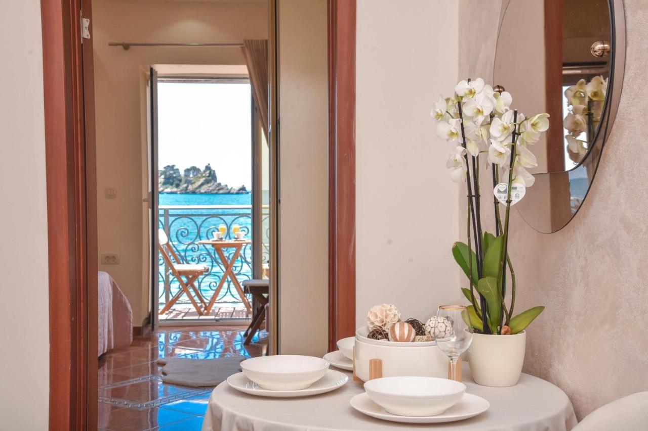 Beach House Petrovac Buitenkant foto